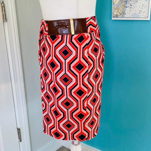 Michael Kors Mod Inspired A Line Skirt w Leather Belt Detail (size 4P) - Picture 4 of 12